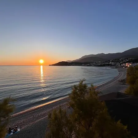 Potam'Sea Bliss 2 - Beach Front, Parking & Sun Beds Himare Exterior photo