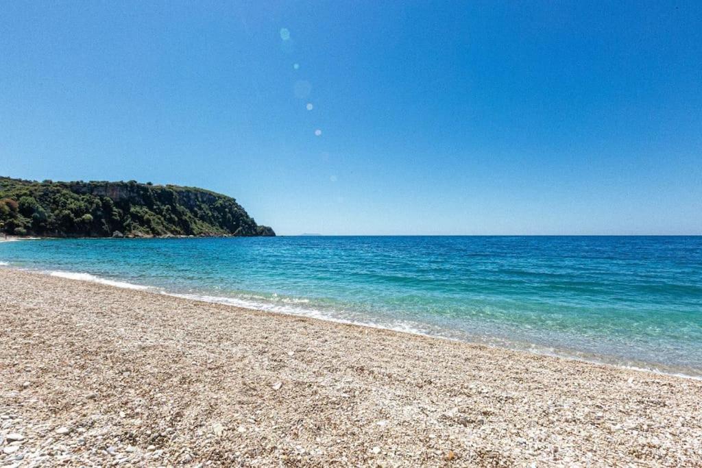 Potam'sea Bliss 2 - Front, Parking & Sun Beds Himara