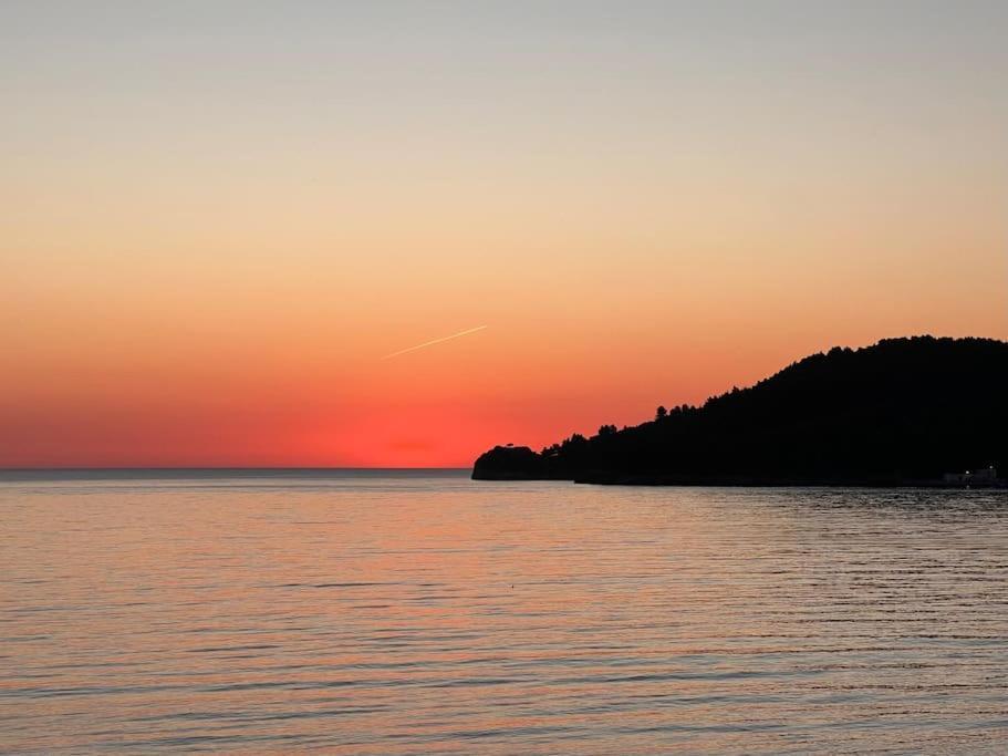 Apartament Potam'sea Bliss 2 - Front, Parking & Sun Beds Himara